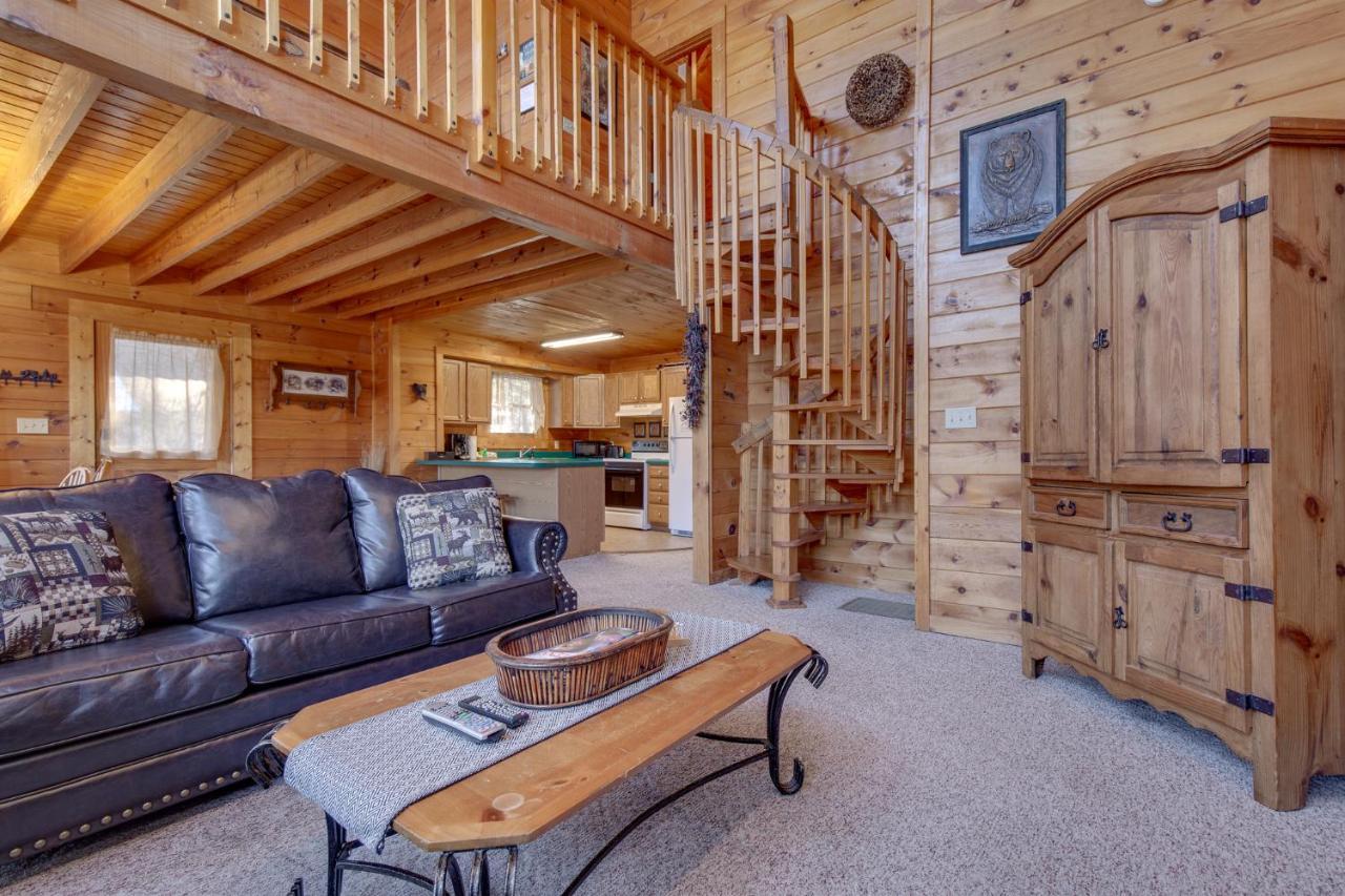 Wildwood Cove, 2 Bedrooms, Fireplace, Wifi, Jetted Tub, Hot Tub, Sleeps 6 Сивиървил Екстериор снимка