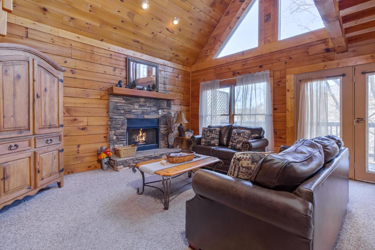 Wildwood Cove, 2 Bedrooms, Fireplace, Wifi, Jetted Tub, Hot Tub, Sleeps 6 Сивиървил Екстериор снимка