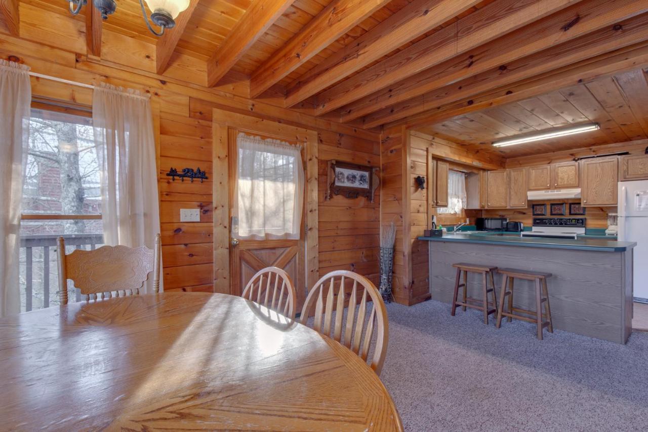 Wildwood Cove, 2 Bedrooms, Fireplace, Wifi, Jetted Tub, Hot Tub, Sleeps 6 Сивиървил Екстериор снимка