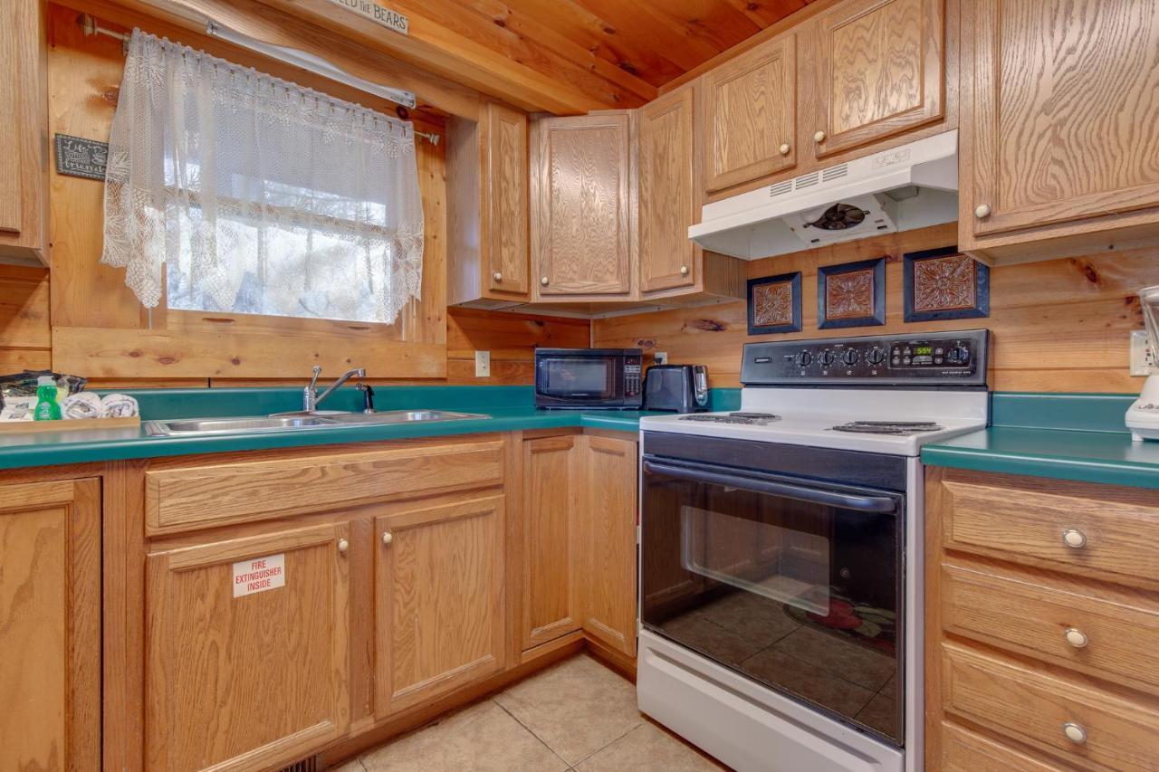Wildwood Cove, 2 Bedrooms, Fireplace, Wifi, Jetted Tub, Hot Tub, Sleeps 6 Сивиървил Екстериор снимка