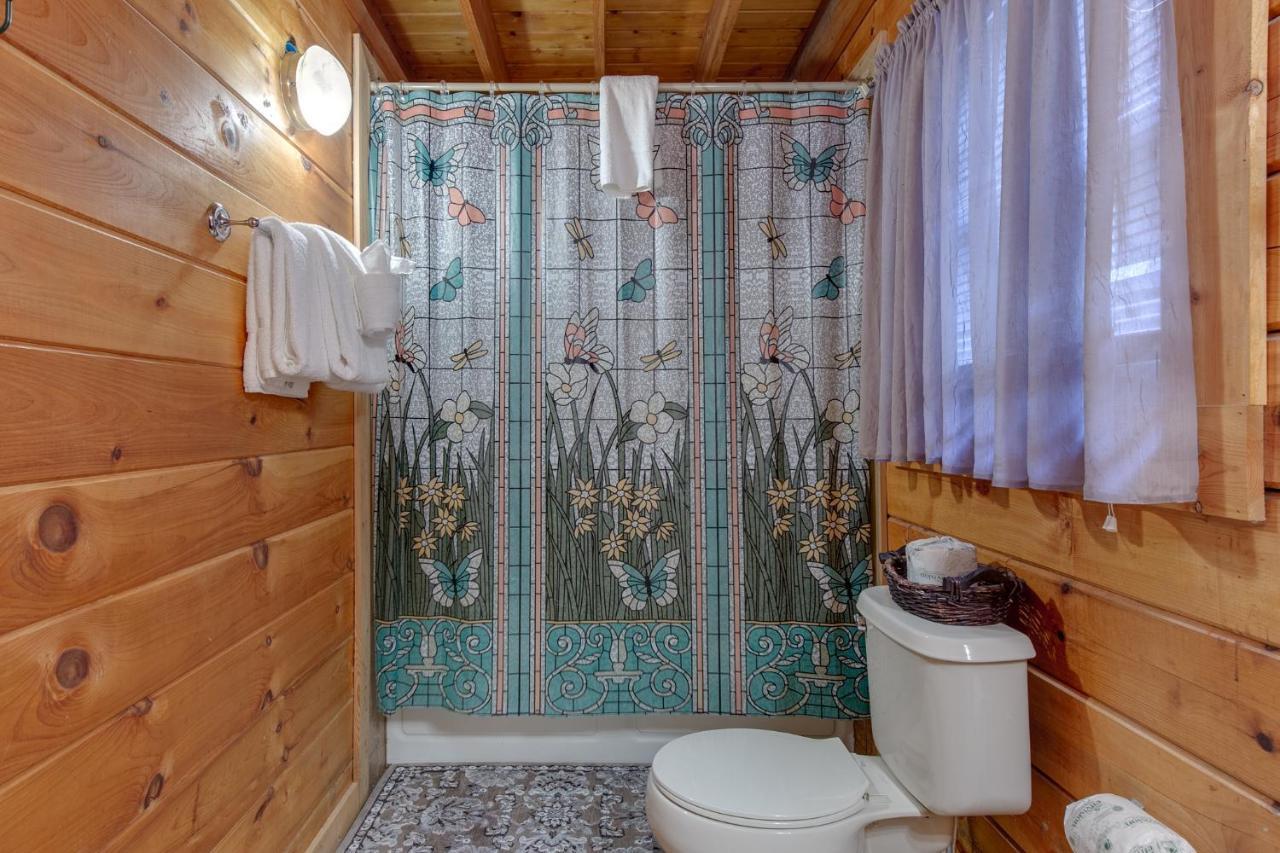 Wildwood Cove, 2 Bedrooms, Fireplace, Wifi, Jetted Tub, Hot Tub, Sleeps 6 Сивиървил Екстериор снимка